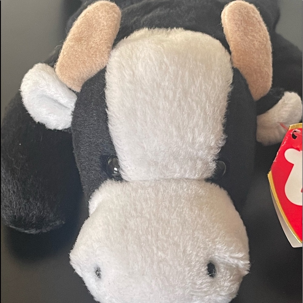 TY BEANIE BABIES Daisy The Cow - Picture 3 of 8